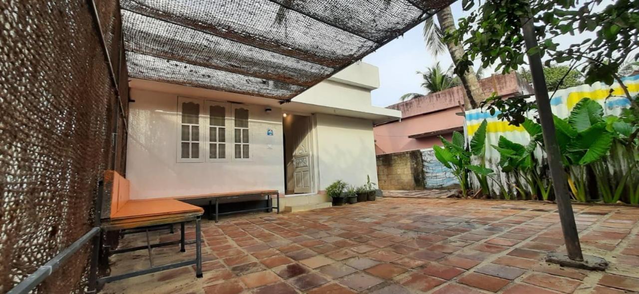 A Loft Hostel Alappuzha Kültér fotó
