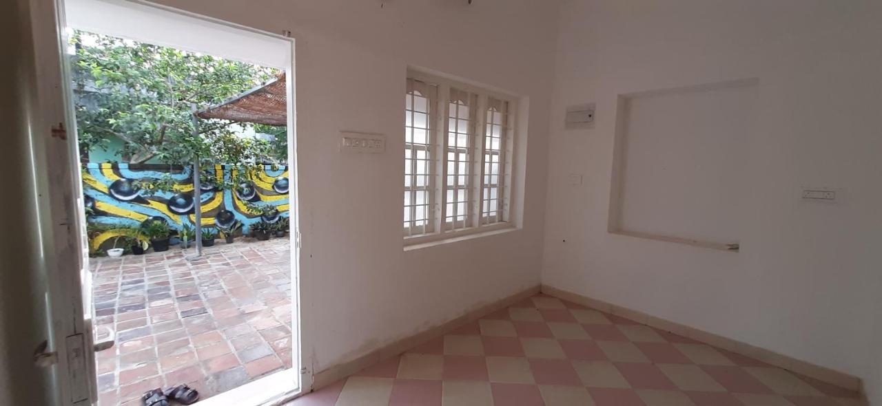 A Loft Hostel Alappuzha Kültér fotó
